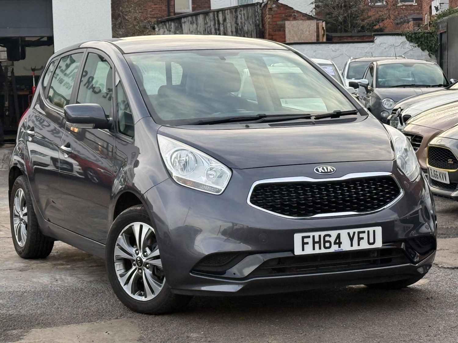 Used Kia Venga 2015 for sale - 77351663: Photo 1