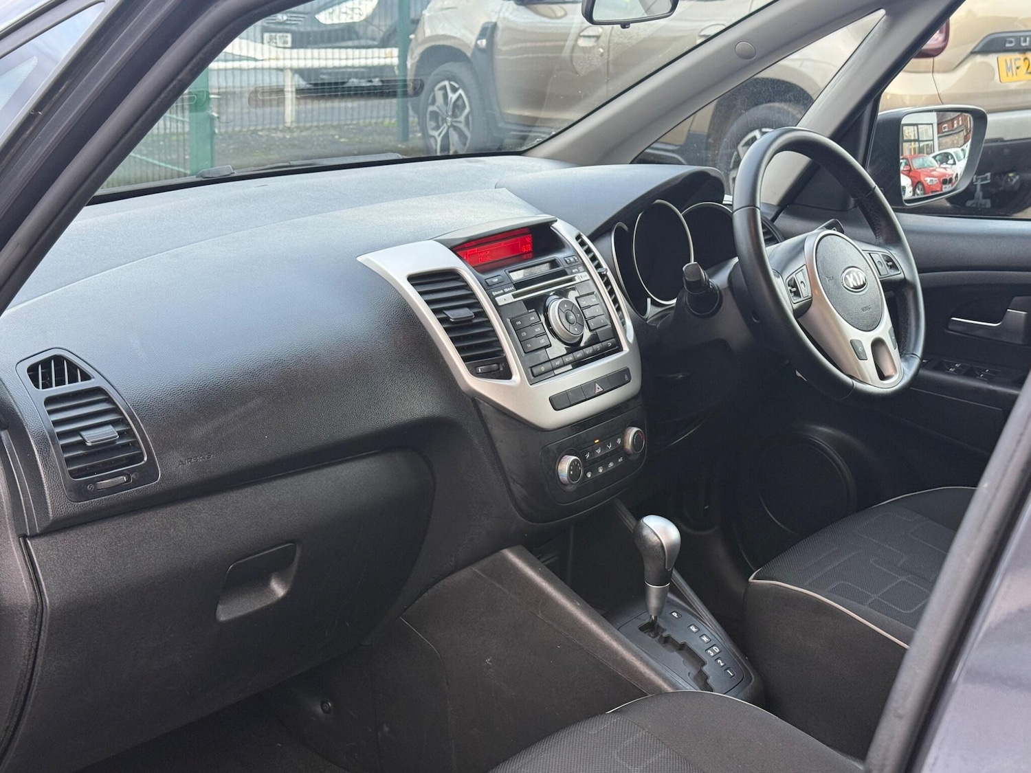 Used Kia Venga 2015 for sale - 77351663: Photo 12