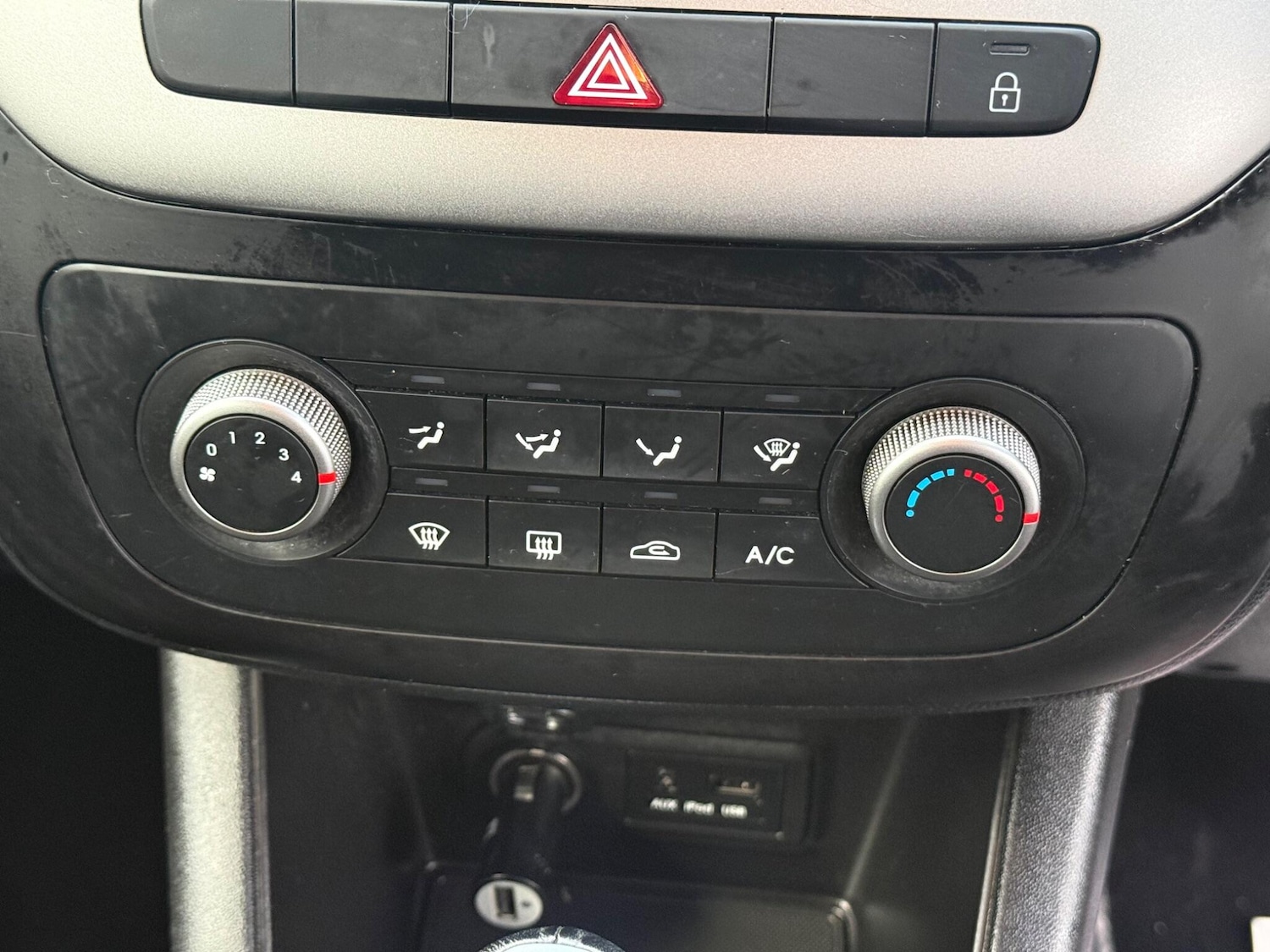 Used Kia Venga 2015 for sale - 77351663: Photo 18