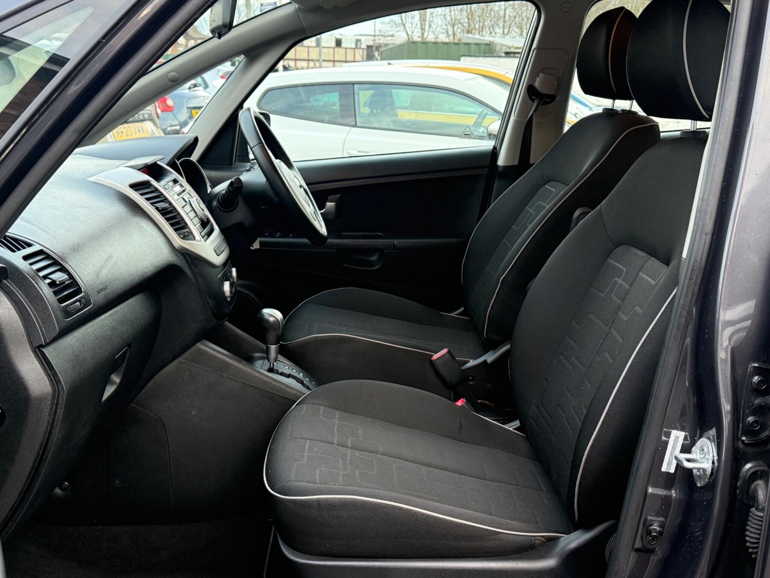 Used Kia Venga 2015 for sale - 77351663: Photo 29