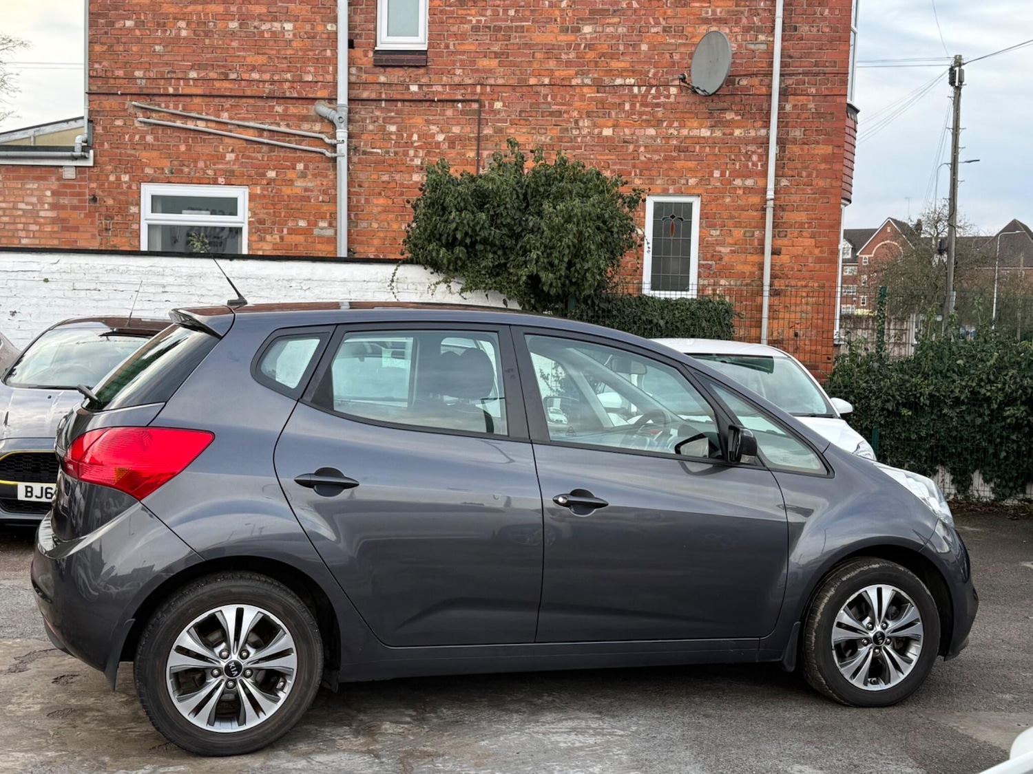 Used Kia Venga 2015 for sale - 77351663: Photo 8