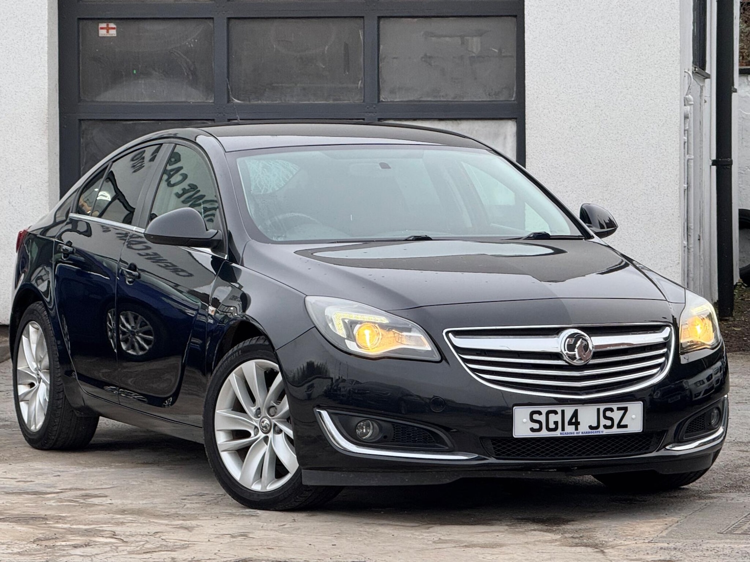 Used Vauxhall Insignia for sale - 77559772: Photo 1