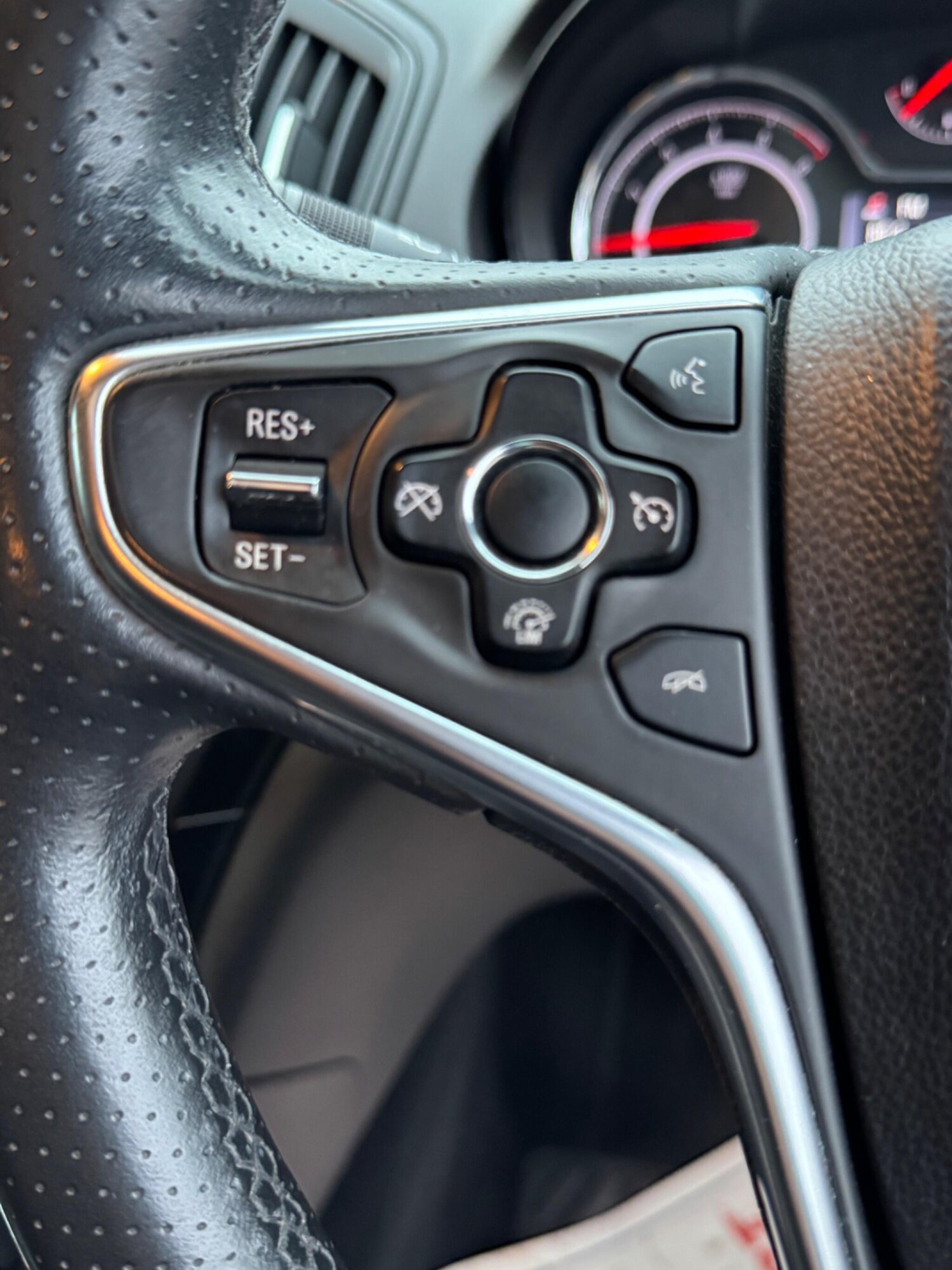 Used Vauxhall Insignia for sale - 77559772: Photo 16