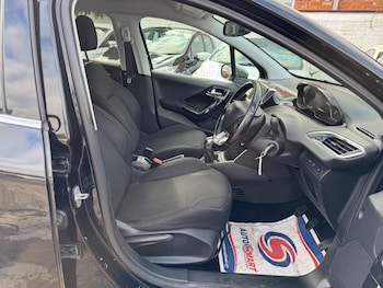 Used Peugeot 208 2018 for sale - 77625022: Photo