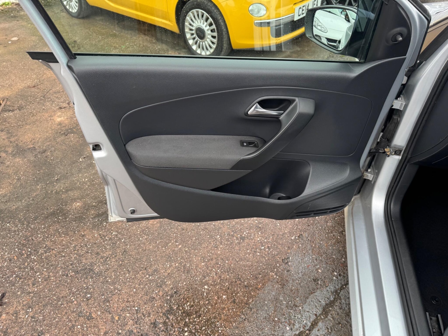 Used Volkswagen Polo for sale - 77351487: Photo 27