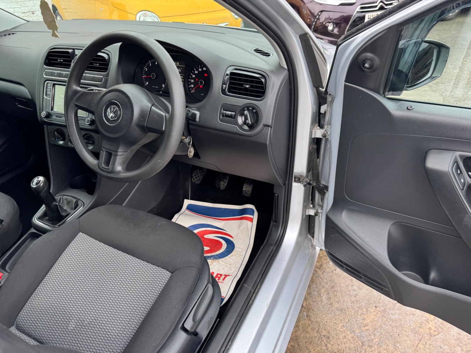 Used Volkswagen Polo for sale - 77351487: Photo 38