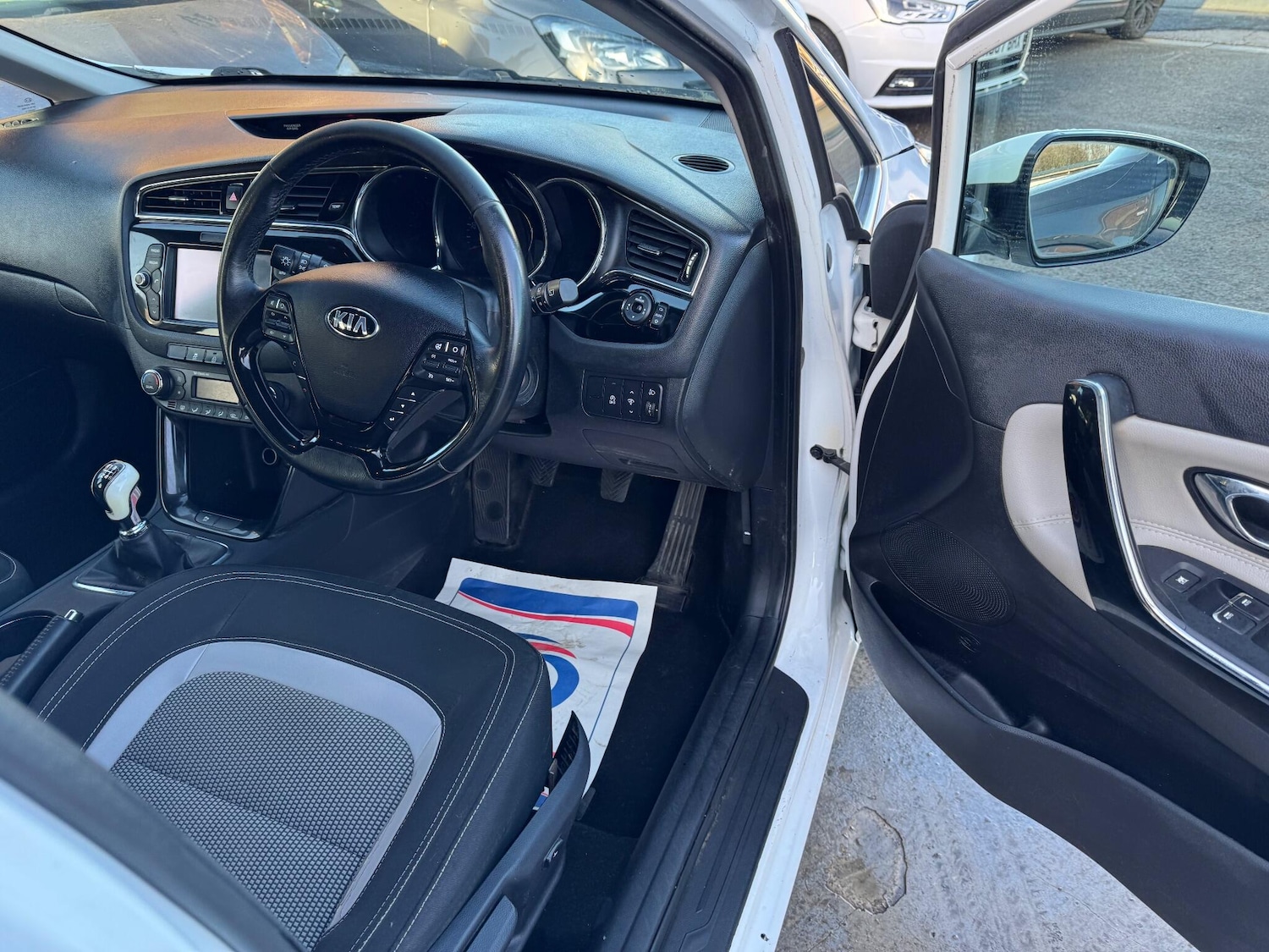 Used Kia Ceed for sale - 77351503: Photo 31