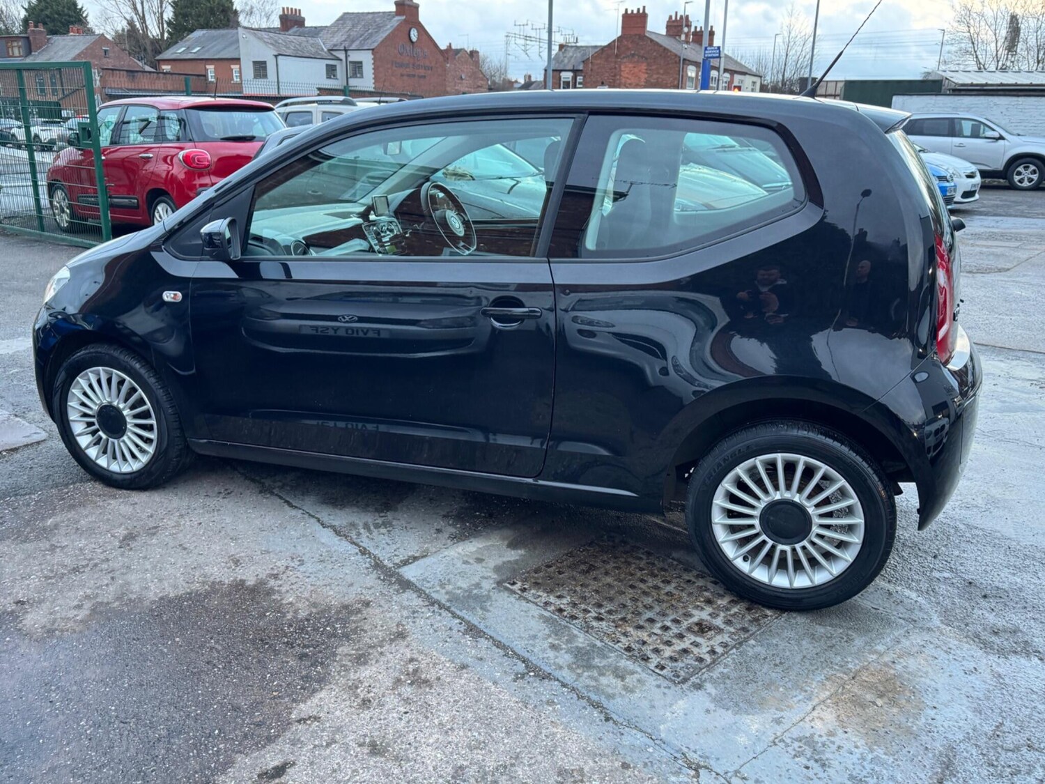 Used Volkswagen up! for sale - 77351939: Photo 25