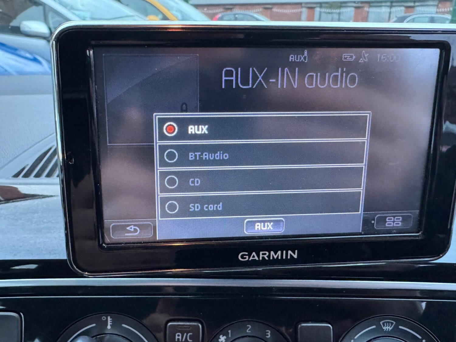 Used Volkswagen up! for sale - 77351939: Photo 46