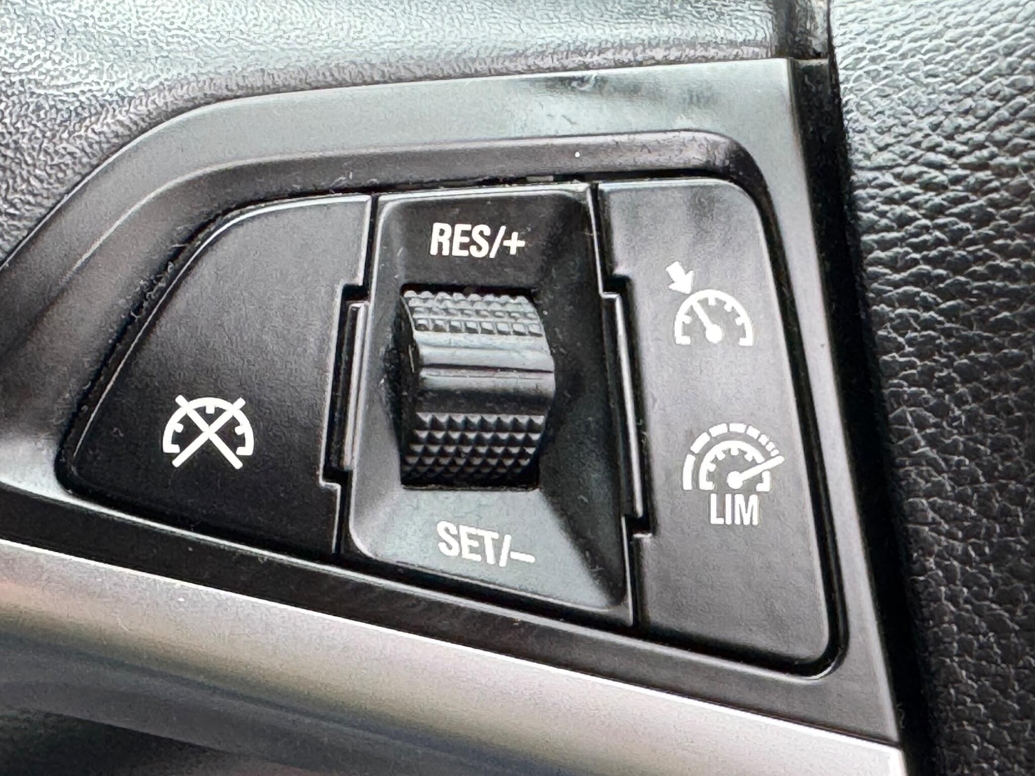 Used Vauxhall Astra GTC 2015 for sale - 77783690: Photo 37