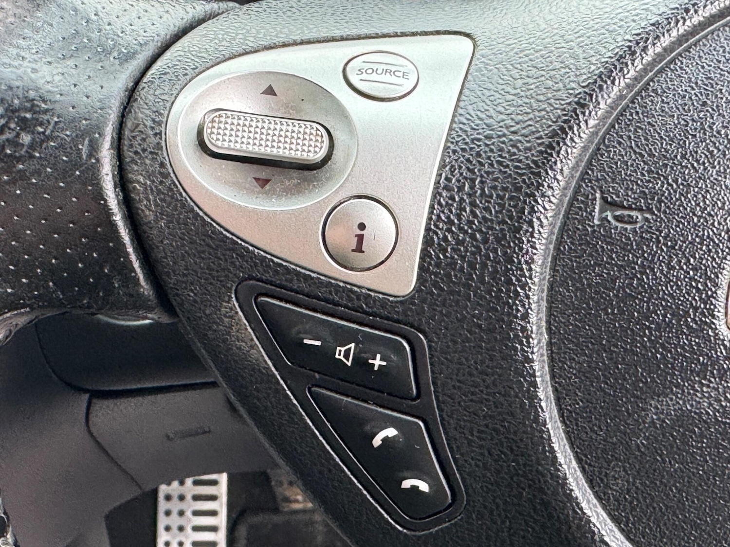 Used Nissan Juke for sale - 77599035: Photo 36