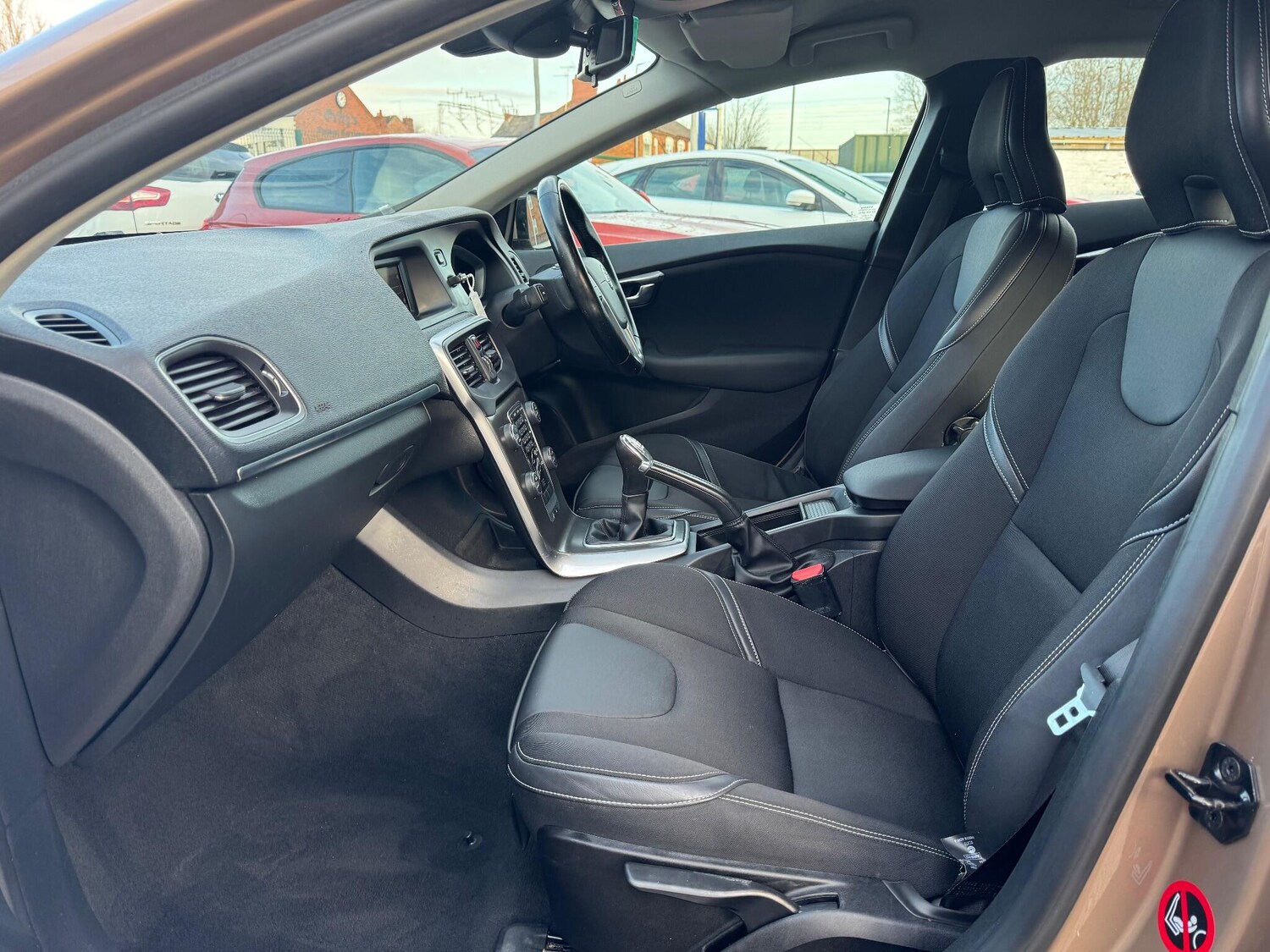 Used Volvo V40 2013 for sale - 77351512: Photo 27