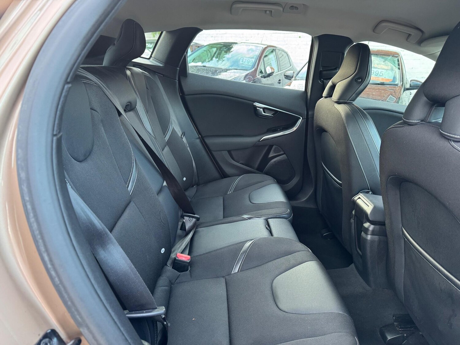 Used Volvo V40 2013 for sale - 77351512: Photo 36