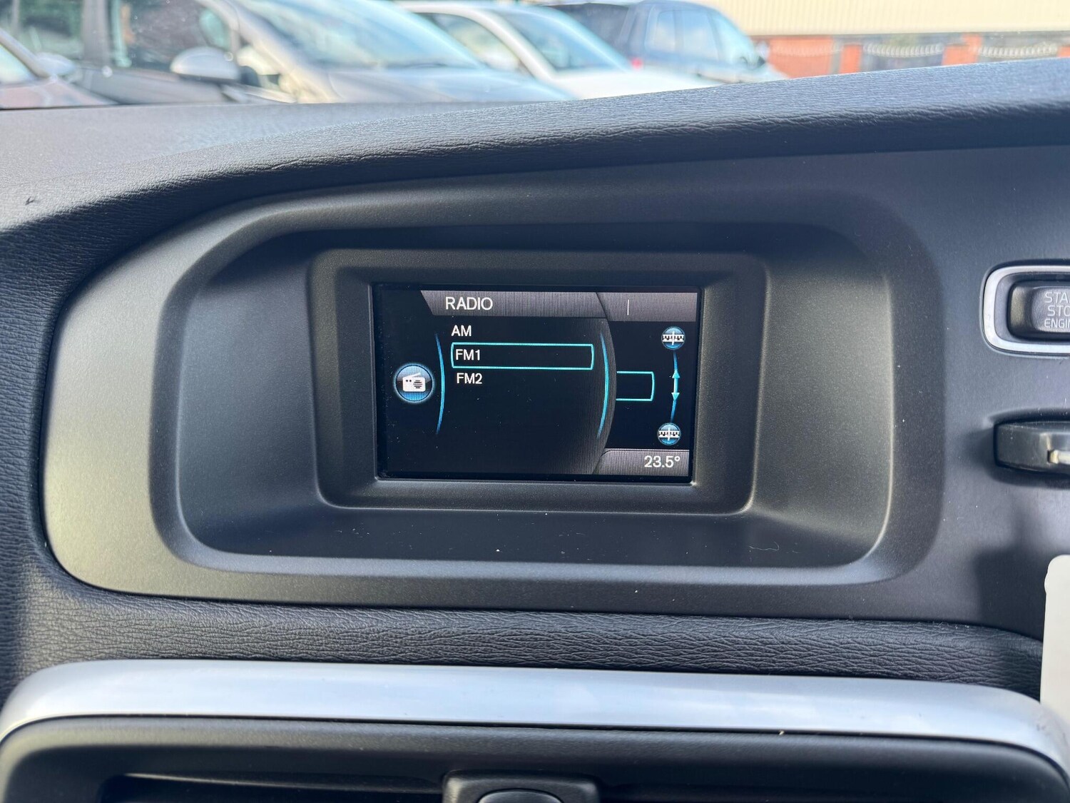 Used Volvo V40 2013 for sale - 77351512: Photo 48