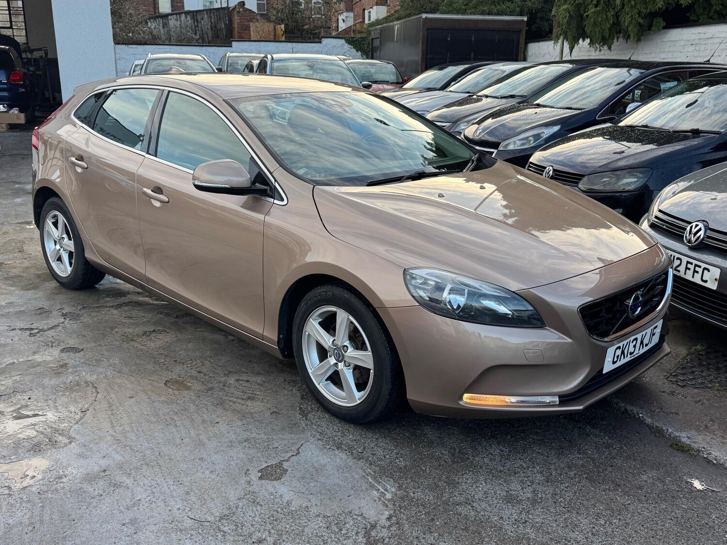 Used Volvo V40 2013 for sale - 77351512: Photo 7