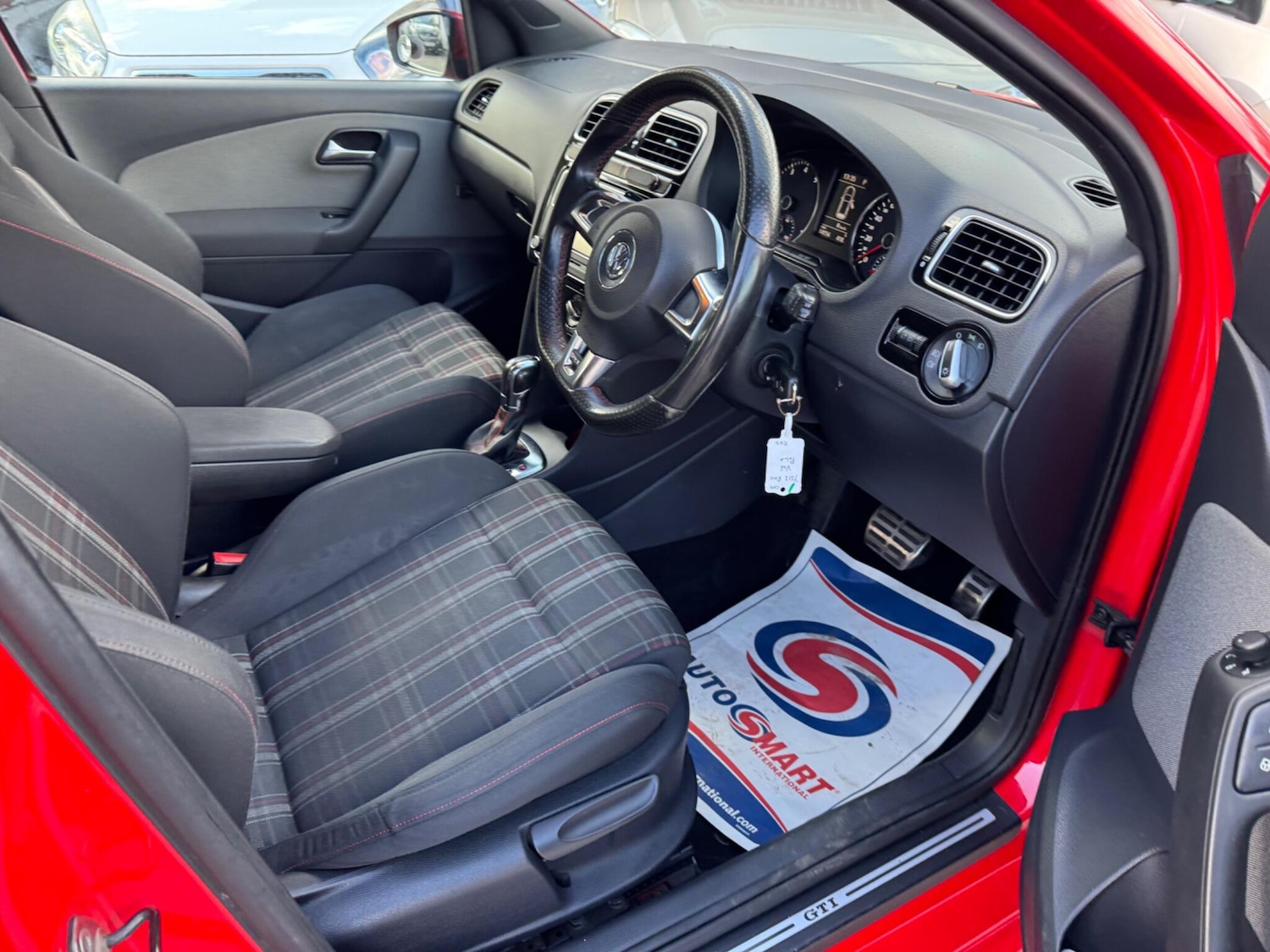 Used Volkswagen Polo 2012 for sale - 77839997: Photo 34