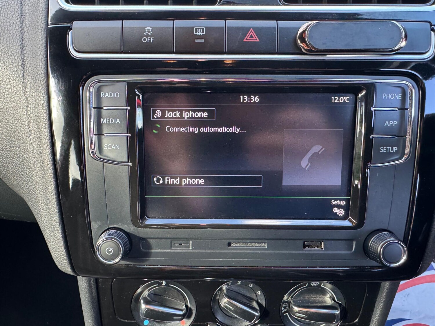 Used Volkswagen Polo 2012 for sale - 77839997: Photo 42