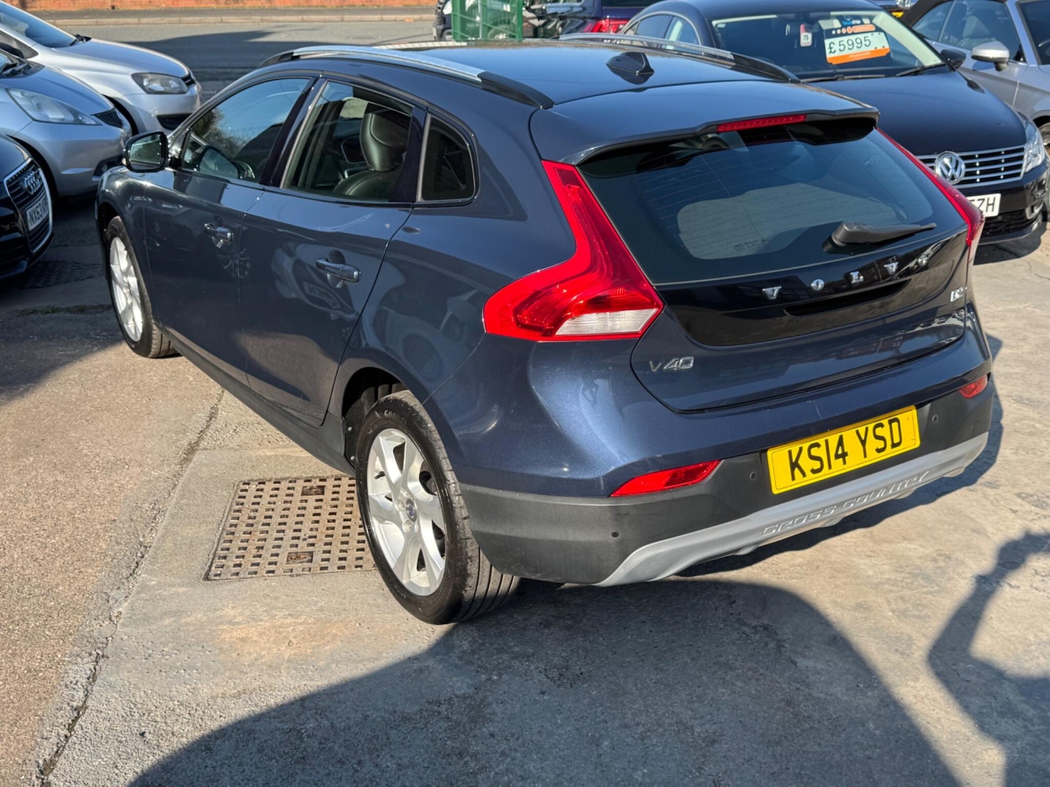 Used Volvo V40 Cross Country for sale - 77794306: Photo 18