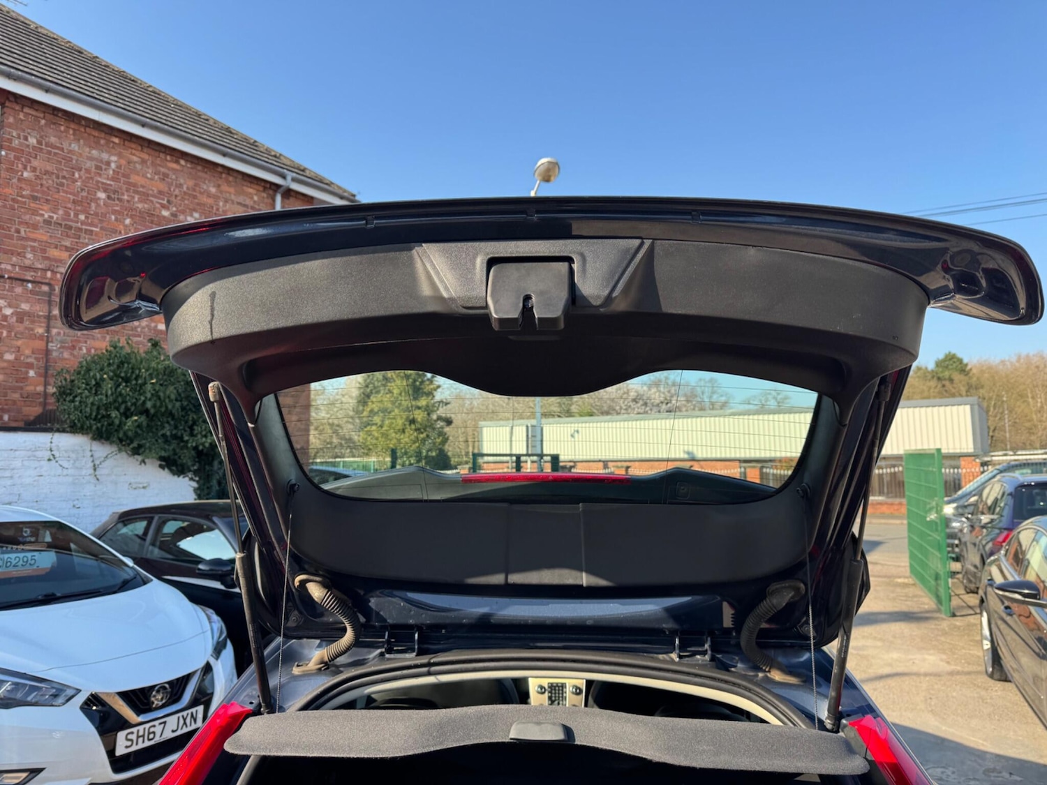 Used Volvo V40 Cross Country for sale - 77794306: Photo 32