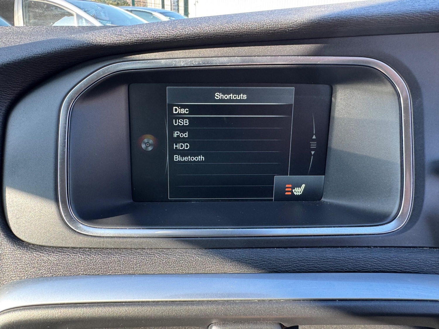 Used Volvo V40 Cross Country for sale - 77794306: Photo 48