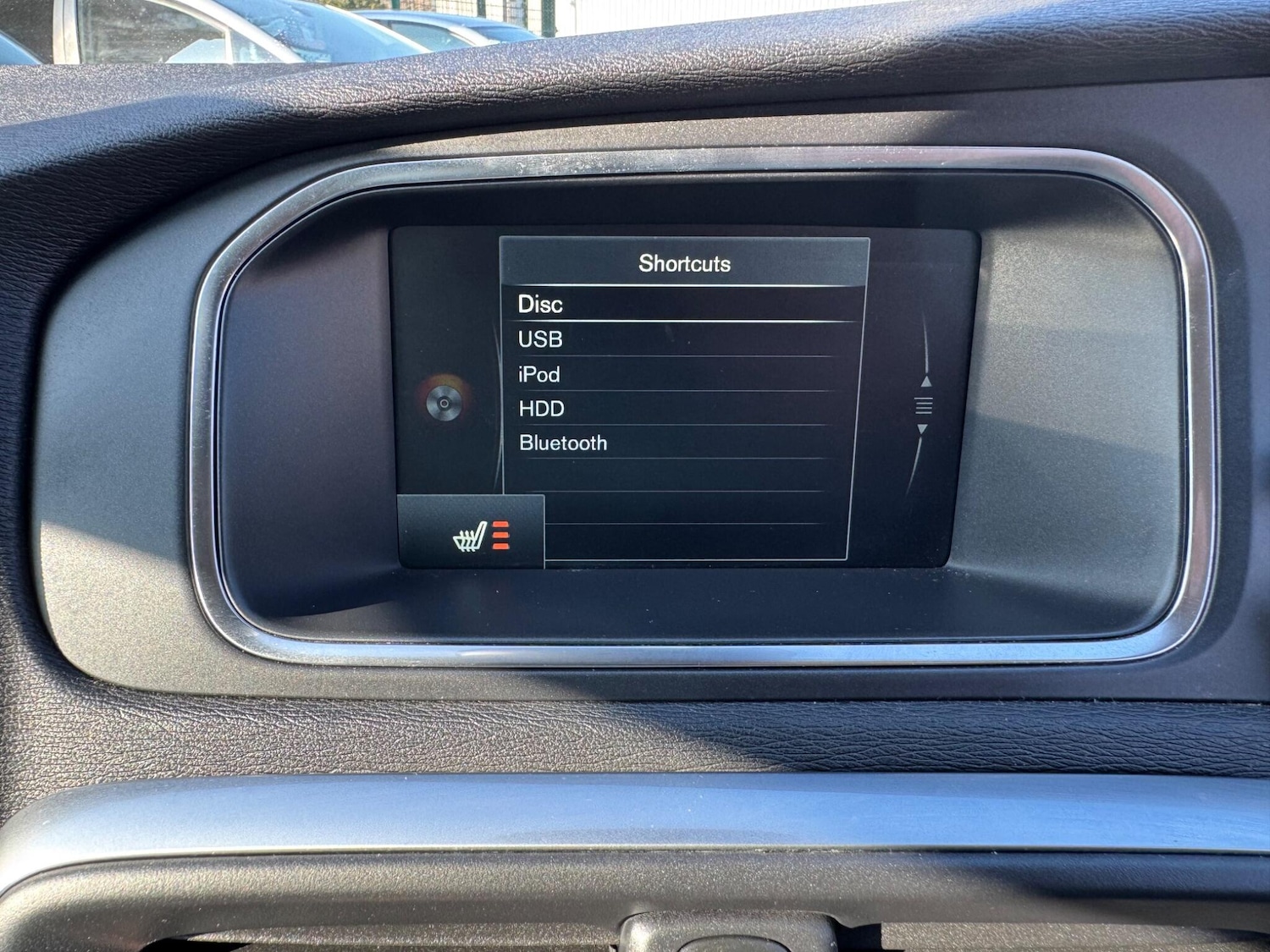 Used Volvo V40 Cross Country for sale - 77794306: Photo 49