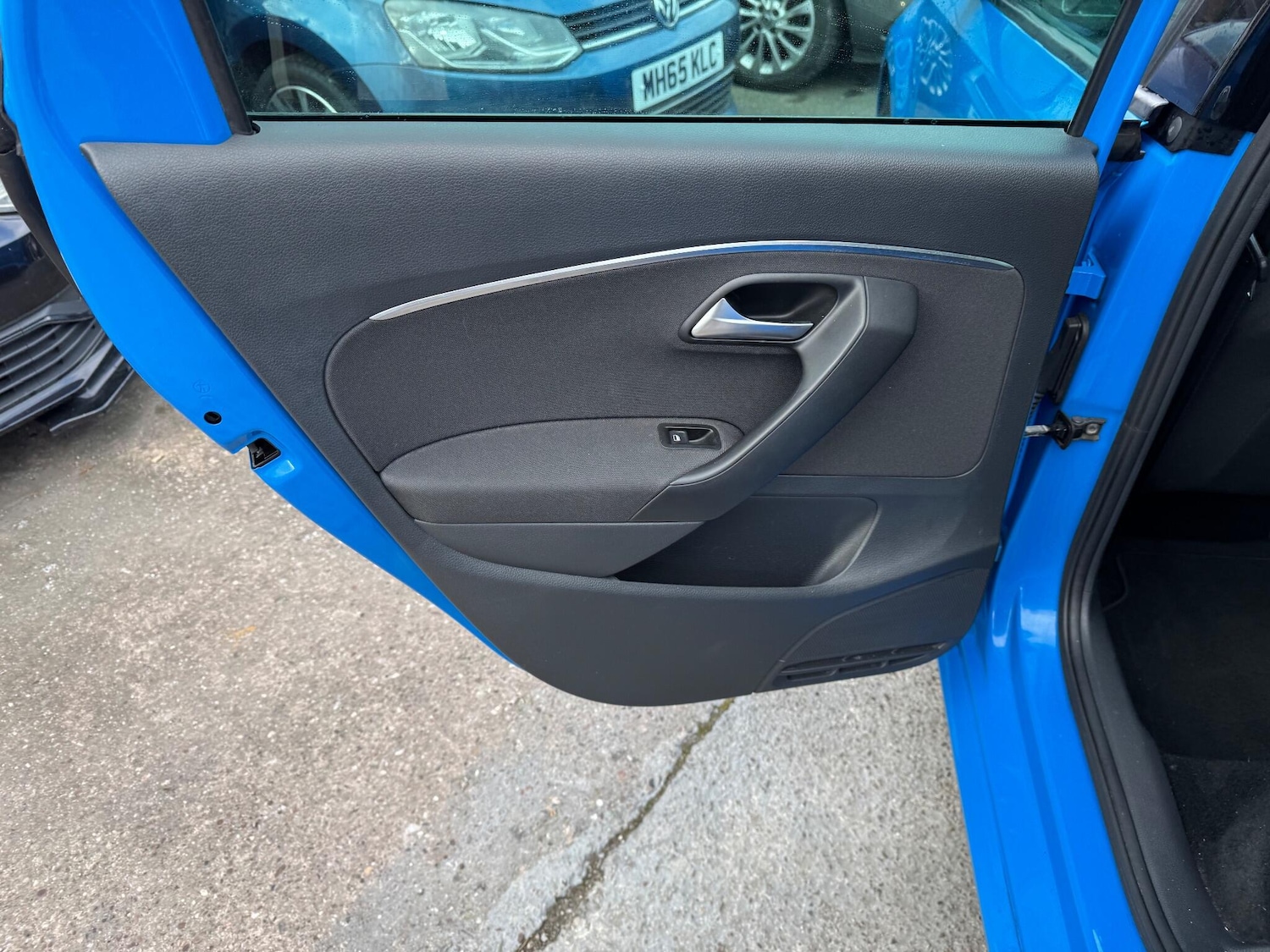 Used Volkswagen Polo 2014 for sale - 77351896: Photo 33