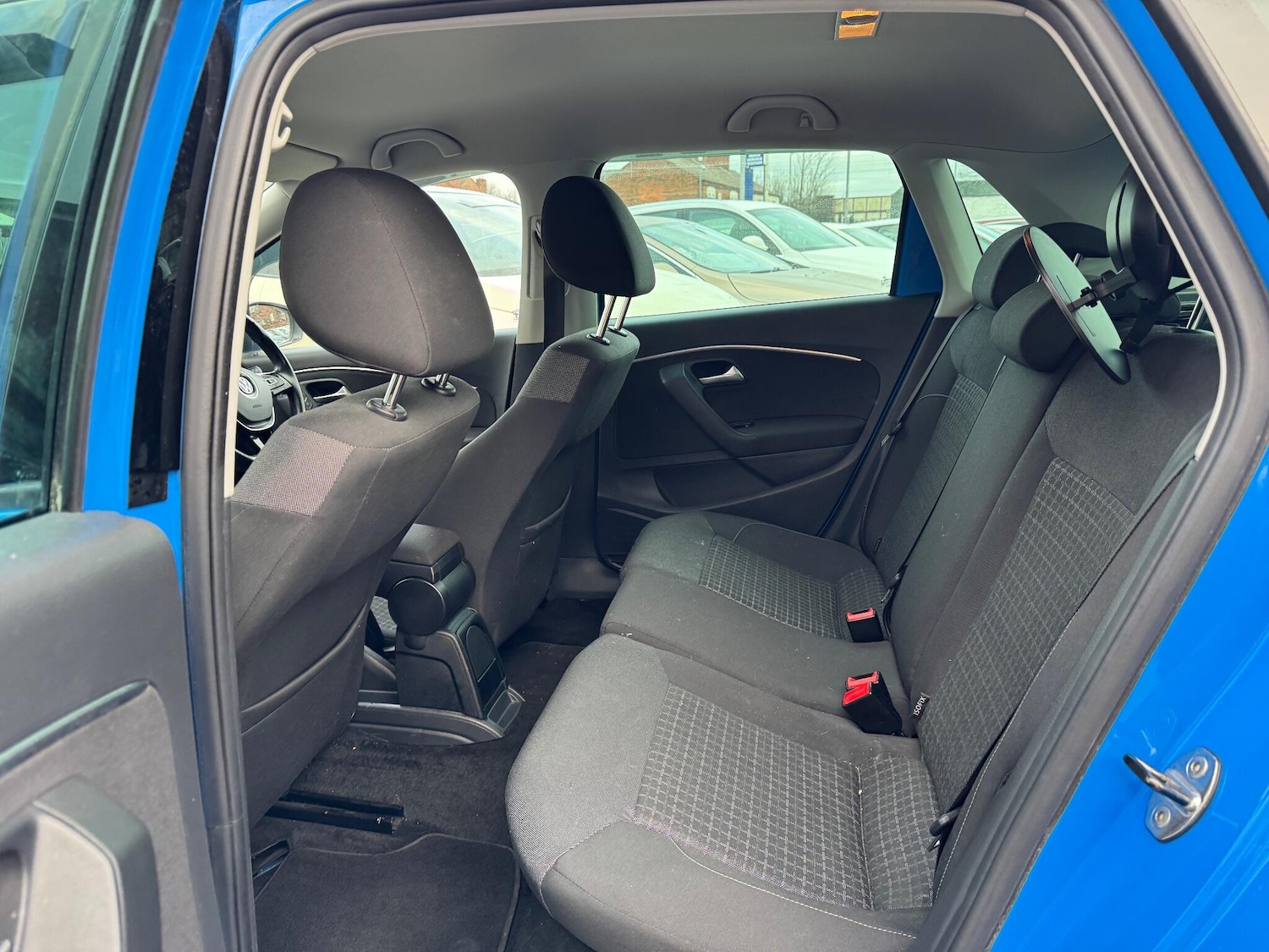 Used Volkswagen Polo 2014 for sale - 77351896: Photo 34