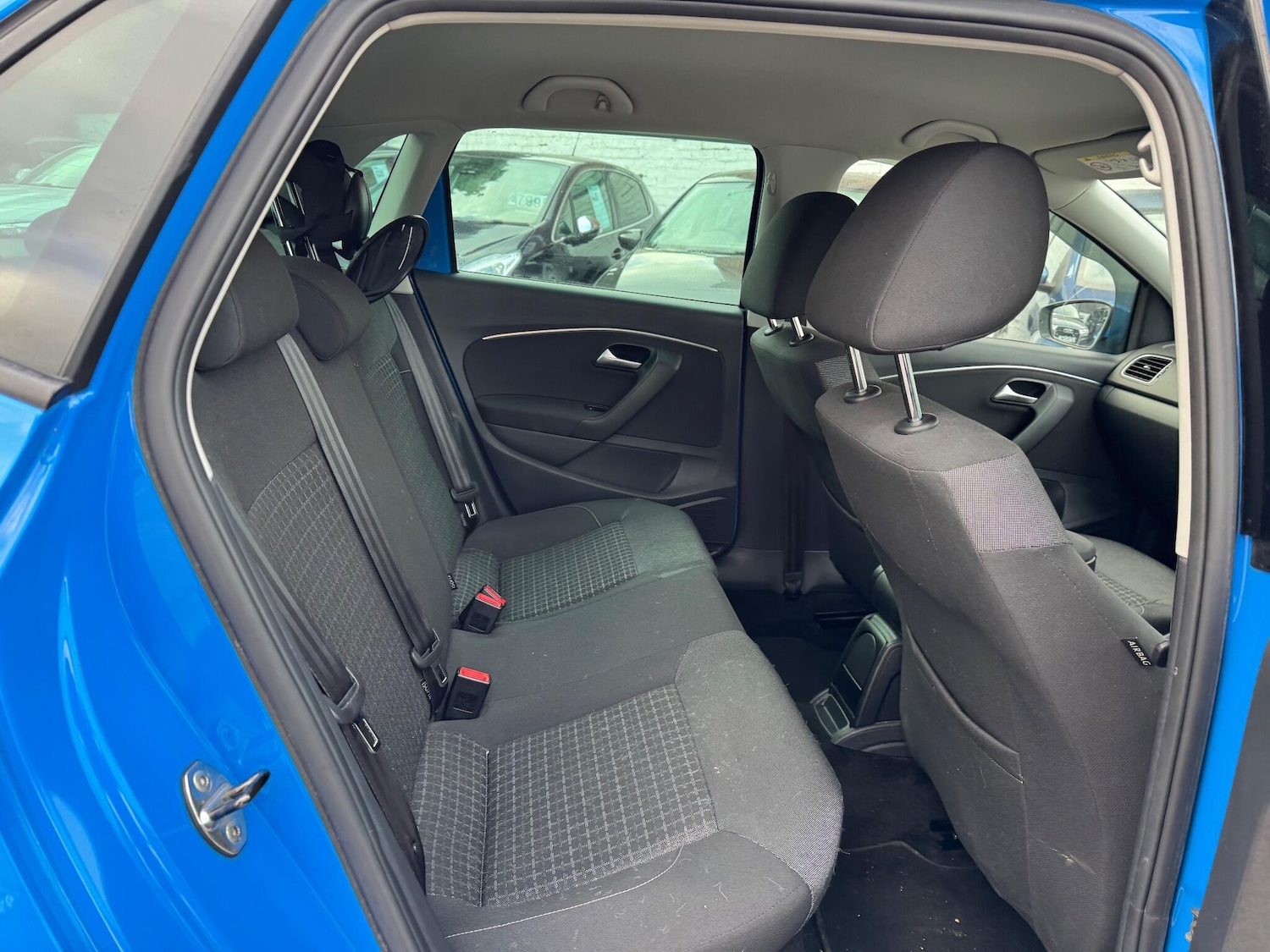 Used Volkswagen Polo 2014 for sale - 77351896: Photo 37