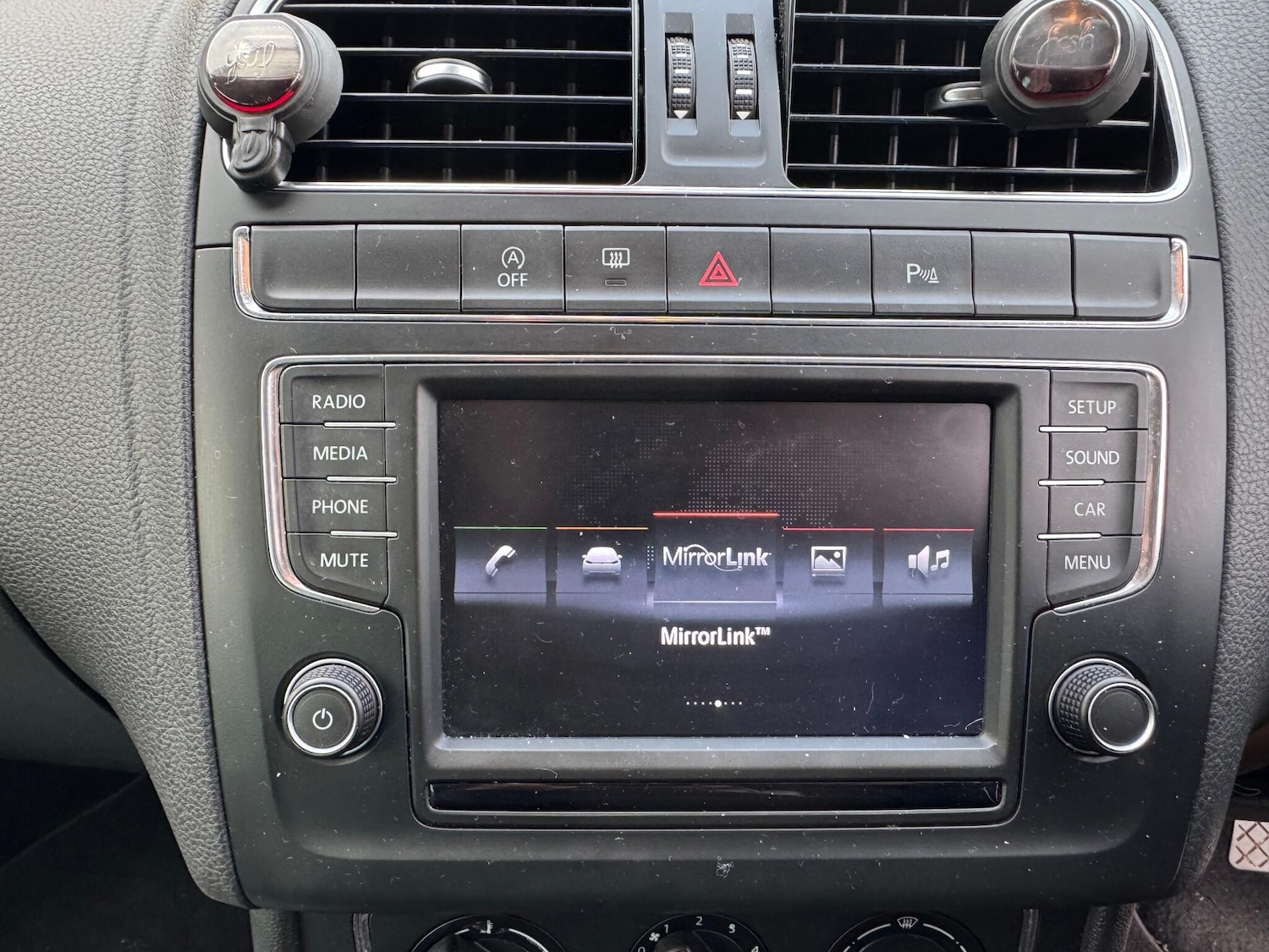 Used Volkswagen Polo 2014 for sale - 77351896: Photo 53