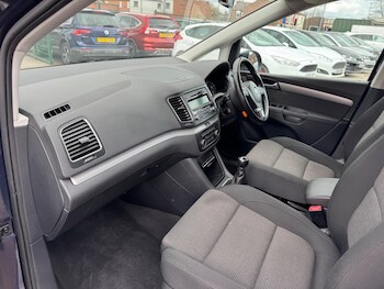 Used Volkswagen Sharan 2011 for sale - 77957170: Photo