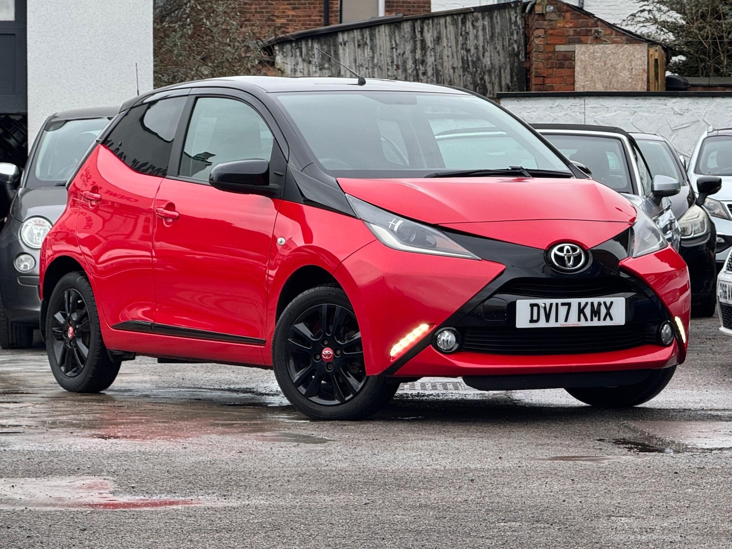 Used Toyota AYGO 2017 for sale - 77351430: Photo 1