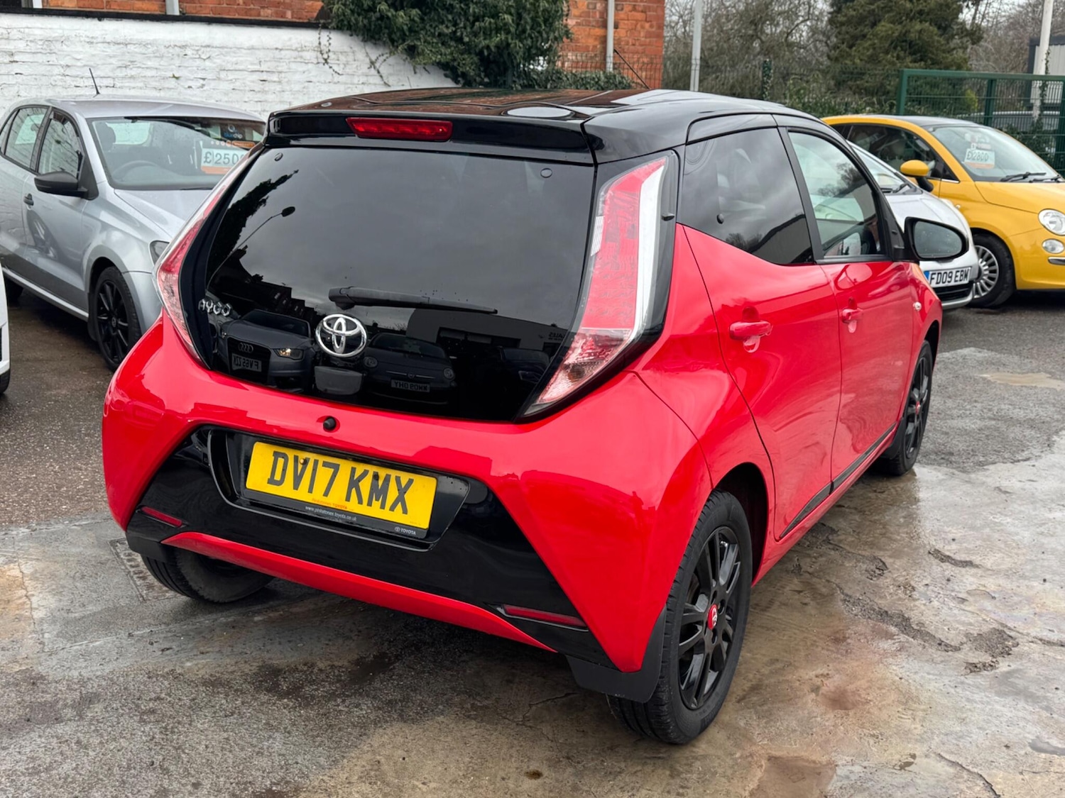 Used Toyota AYGO 2017 for sale - 77351430: Photo 14