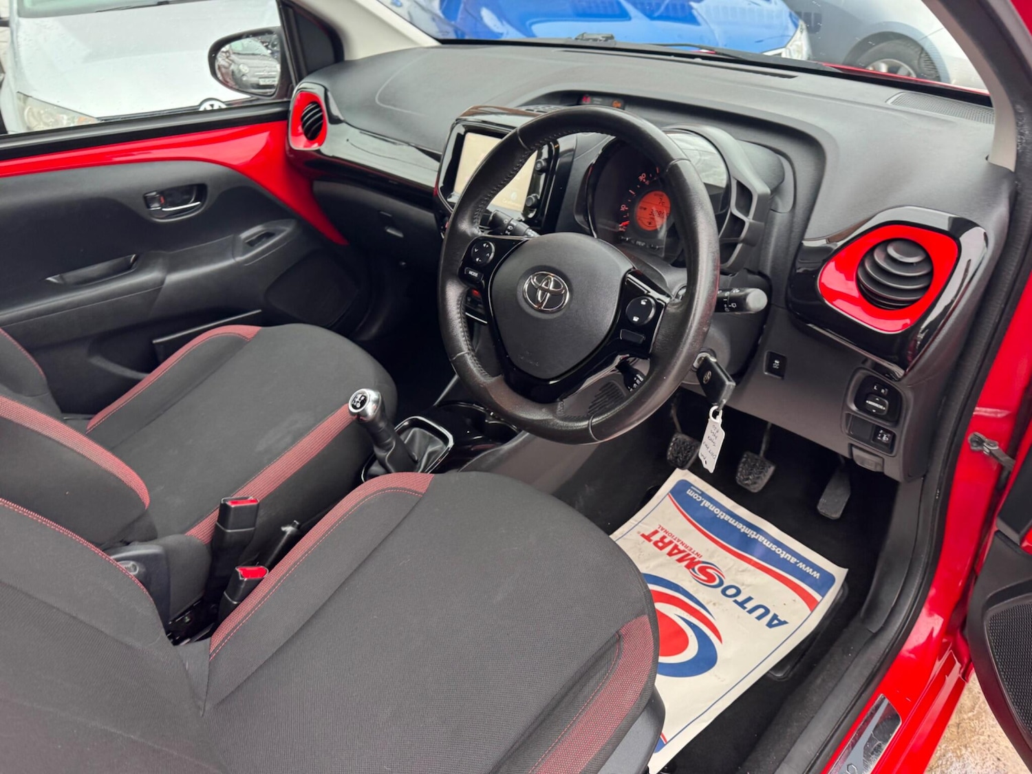 Used Toyota AYGO 2017 for sale - 77351430: Photo 2