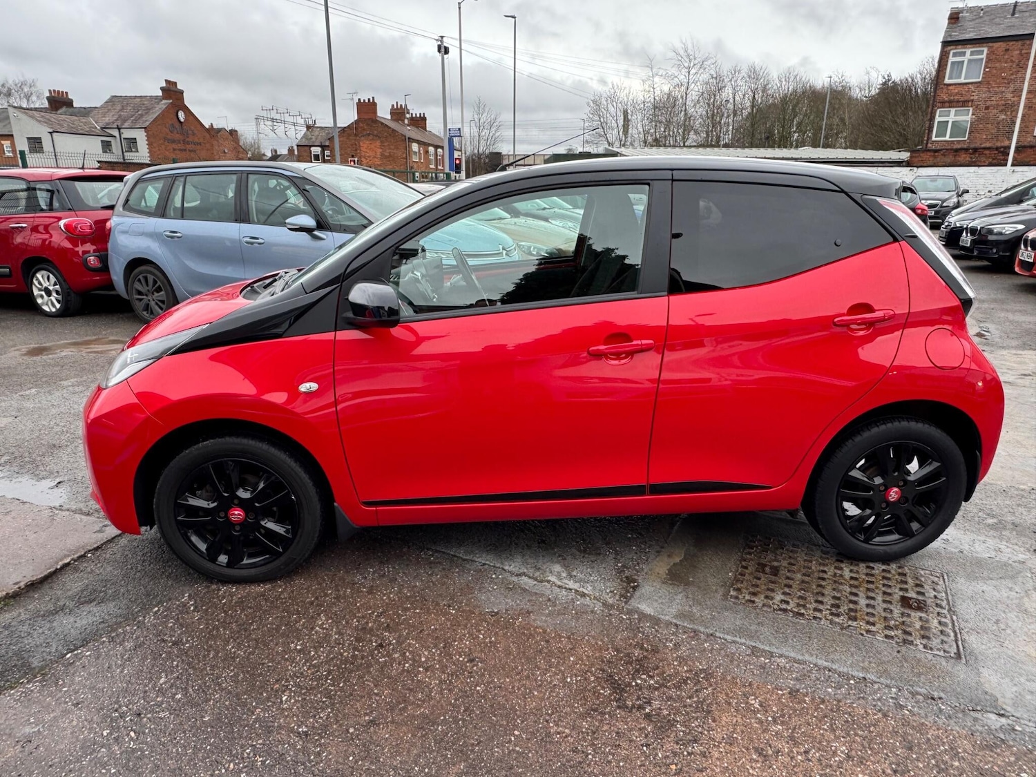 Used Toyota AYGO 2017 for sale - 77351430: Photo 23