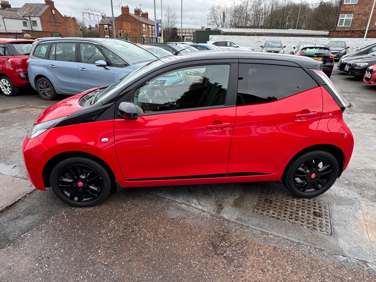 Used Toyota AYGO 2017 for sale - 77351430: Photo 24