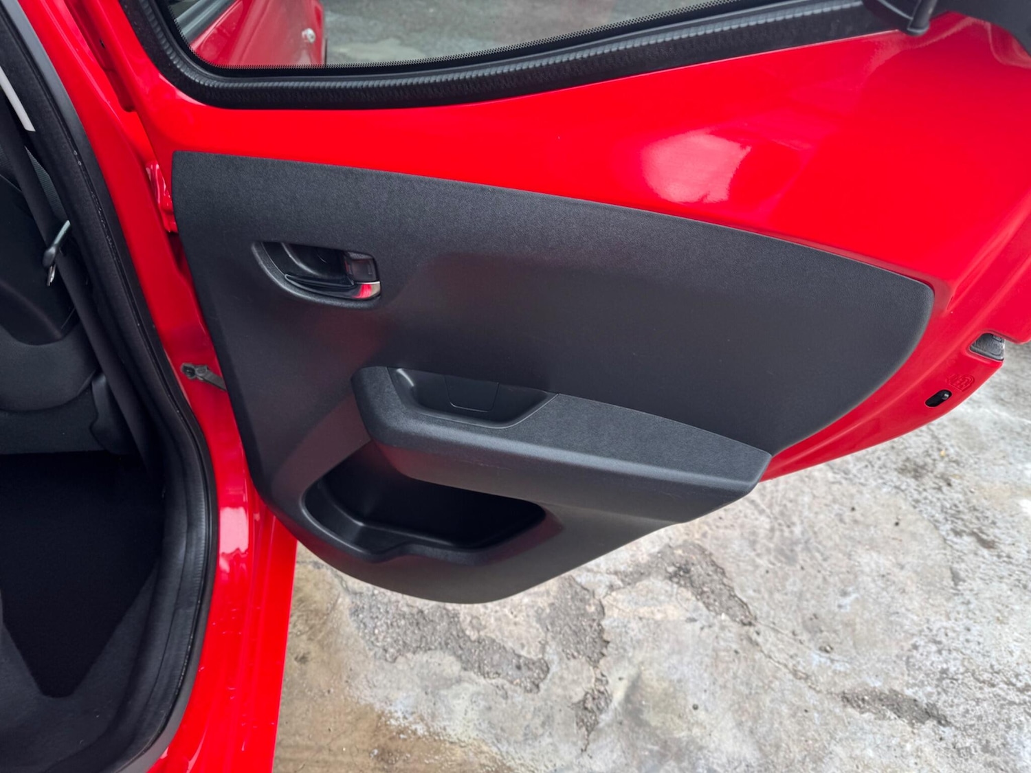 Used Toyota AYGO 2017 for sale - 77351430: Photo 39