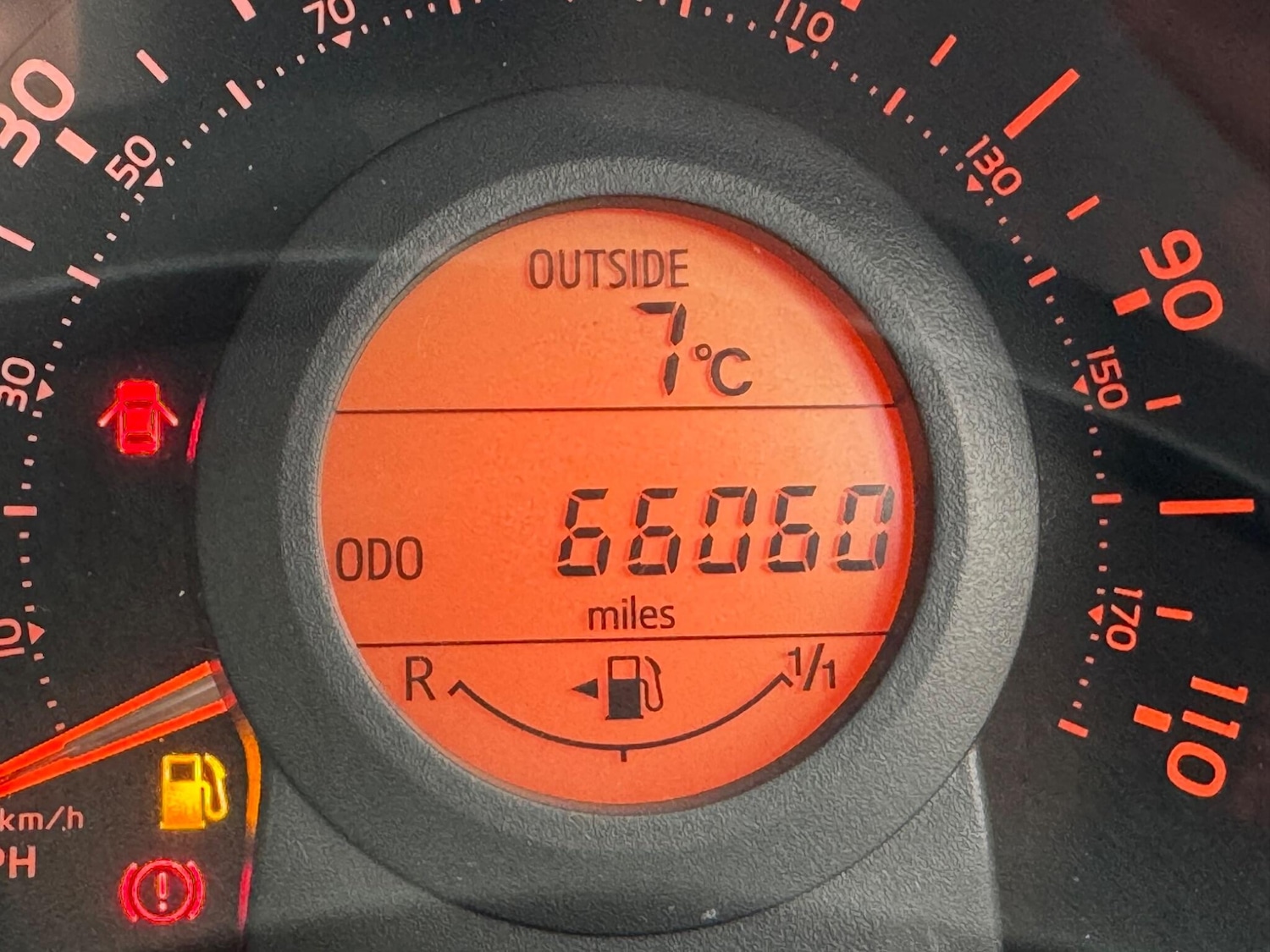 Used Toyota AYGO 2017 for sale - 77351430: Photo 4