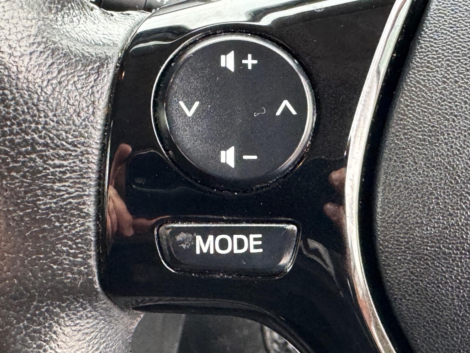 Used Toyota AYGO 2017 for sale - 77351430: Photo 44