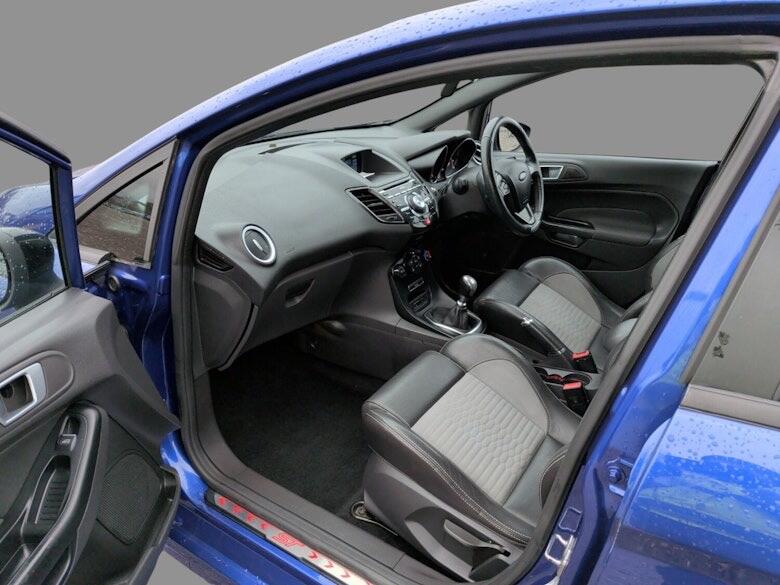 Used Ford Fiesta 2017 for sale - 77395859: Photo 8