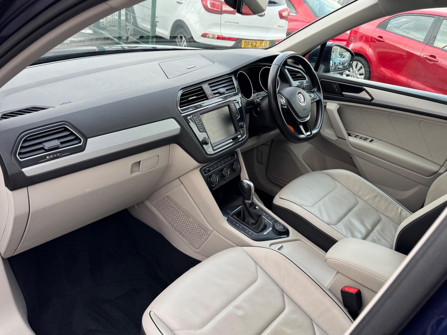 Used Volkswagen Tiguan 2016 for sale - 77358707: Photo 2