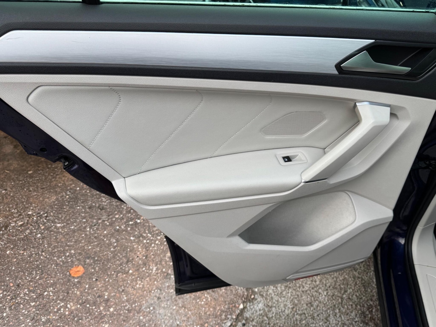 Used Volkswagen Tiguan 2016 for sale - 77358707: Photo 30