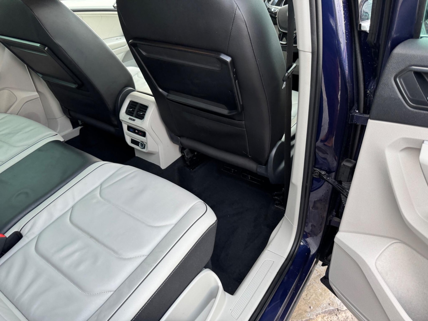 Used Volkswagen Tiguan 2016 for sale - 77358707: Photo 34