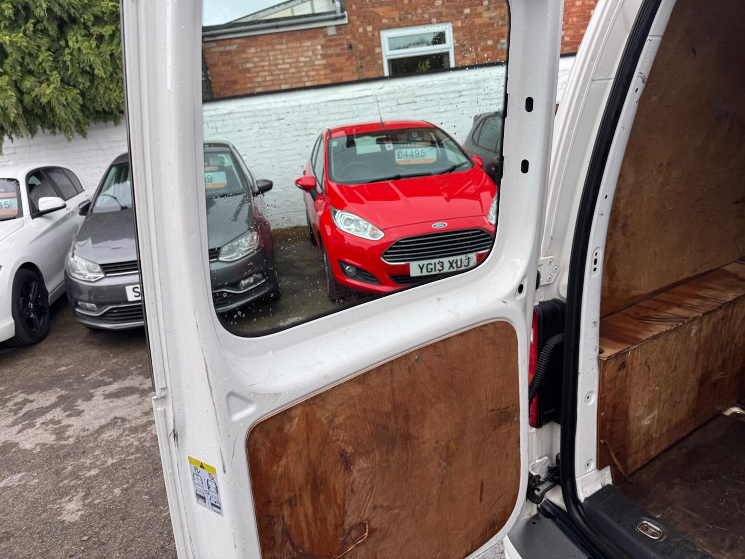 Used Volkswagen Caddy Maxi 2015 for sale - 77351370: Photo 21