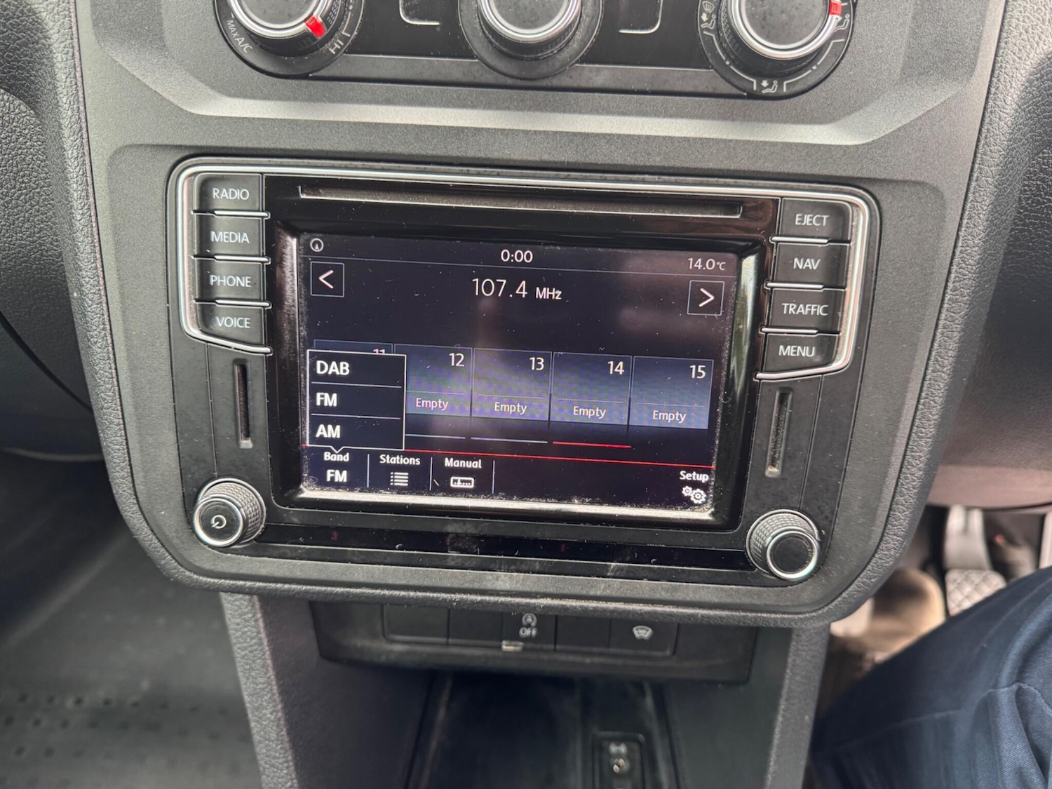 Used Volkswagen Caddy Maxi 2015 for sale - 77351370: Photo 24