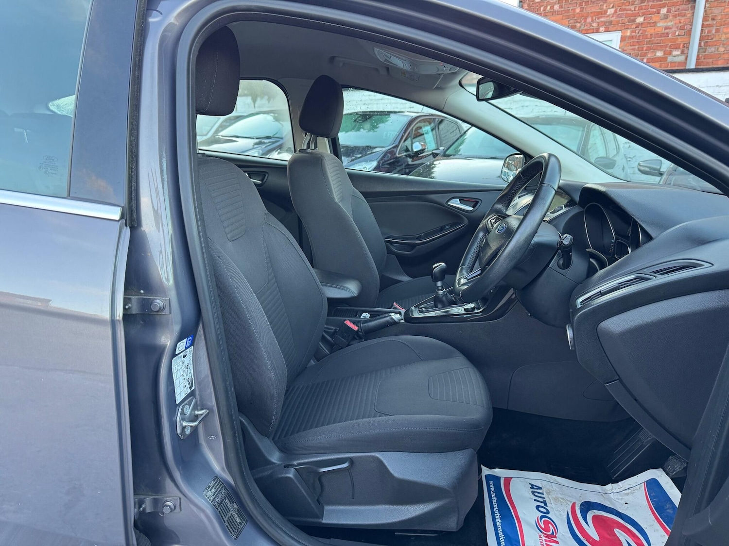 Used Ford Focus for sale - 77351380: Photo 3