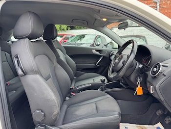 Used Audi A1 2011 for sale - 77351490: Photo