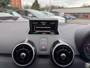 Used Audi A1 2011 for sale - 77351490: Photo