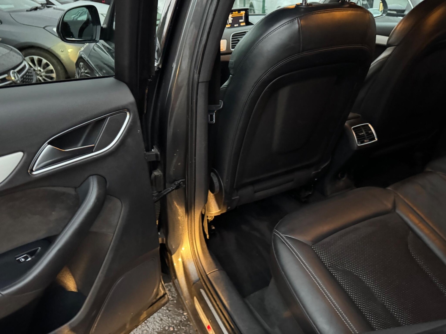 Used Audi Q3 2015 for sale - 77351367: Photo 30