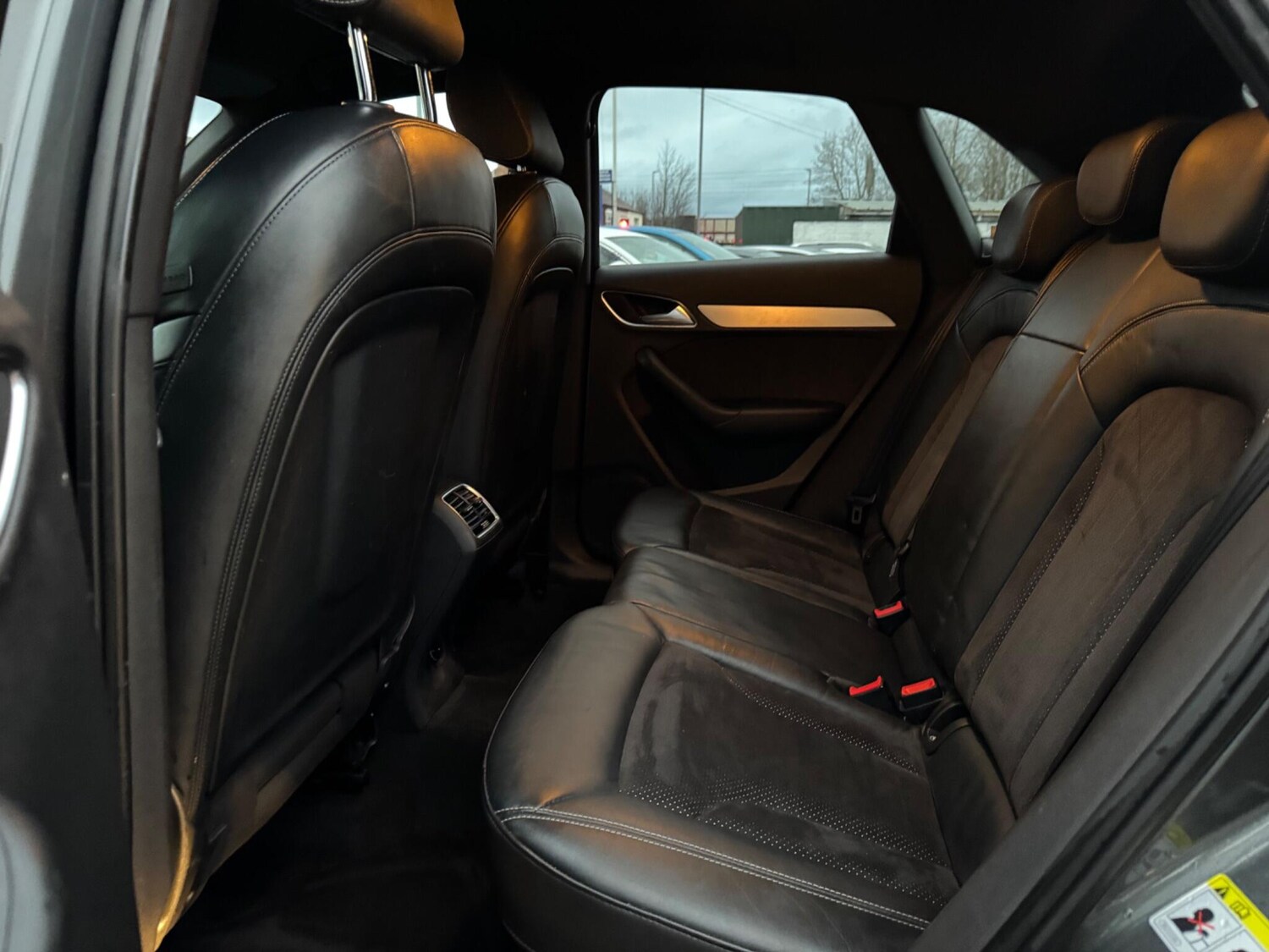 Used Audi Q3 2015 for sale - 77351367: Photo 34