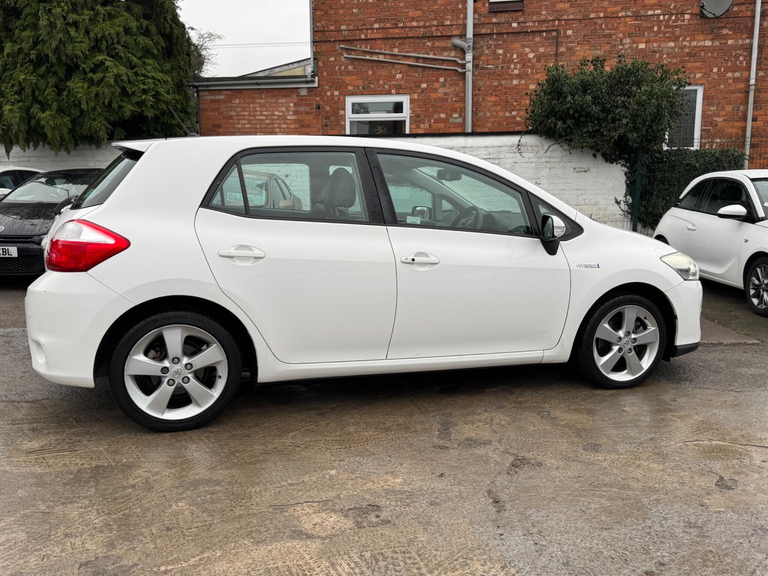 Used Toyota Auris 2011 for sale - 77351396: Photo 14